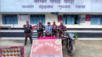 ঠাকুরগাঁওয়ের হরিপুর সীমান্তে বিজিবি’র অভিযানে মাদকসহ গ্রেফতার-১